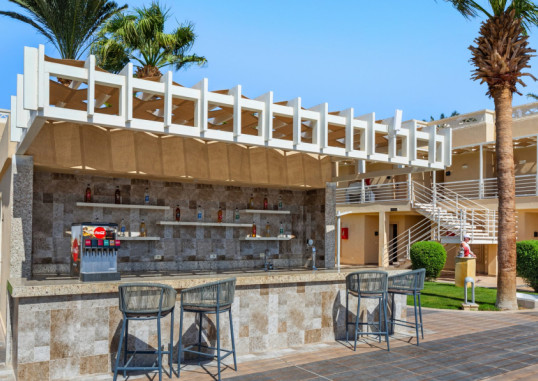 BEACH ALBATROS RESORT 44