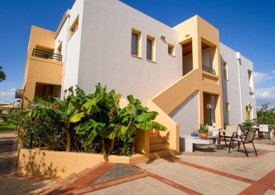 LYCASTI MAISONETTES 4