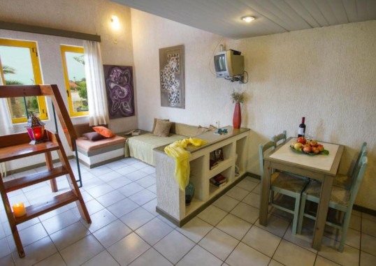 LYCASTI MAISONETTES 9