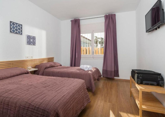 ELS LLORERS APARTAMENTOS 11