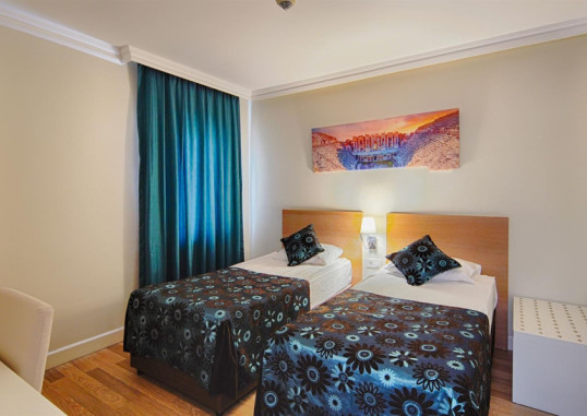 SIDE ALUNA HOTEL 41