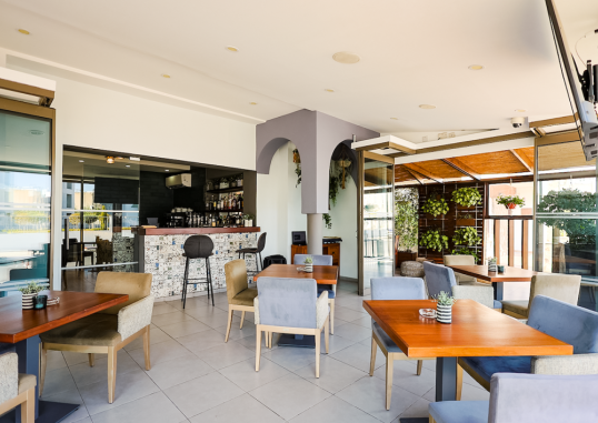 MIKES KANARIUM CITY HOTEL 24