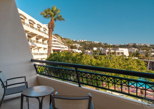SOL COSMOPOLITAN RHODES BY MELIA 8