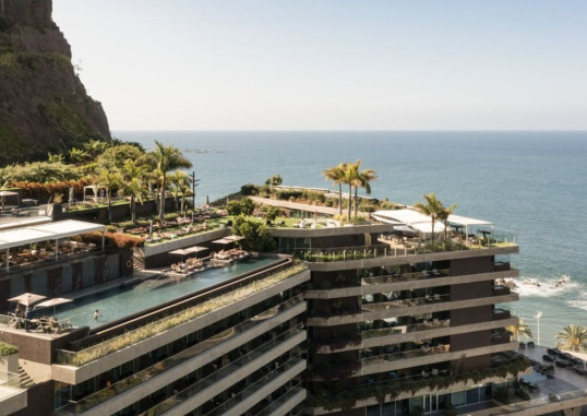 SACCHARUM RESORT & SPA 1