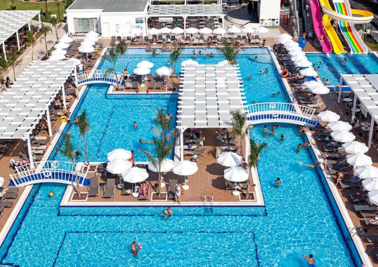 KARMIR RESORT & SPA 2