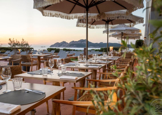 MANGIA'S SANTA TERESA 22