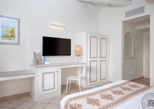 VOI COLONNA VILLAGE 6
