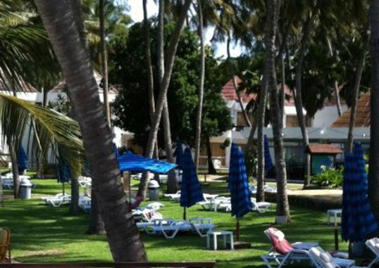 KENYA BAY BEACH 6