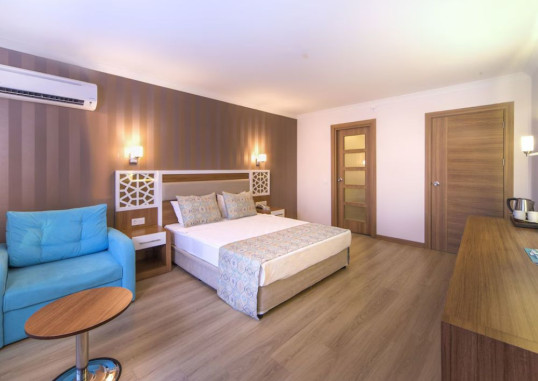 Standard Room 4