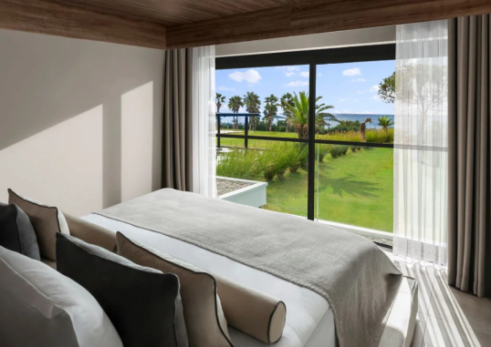 Family Suite 1