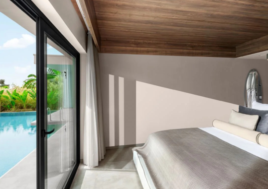 Family Suite Sea View Swim Up 2