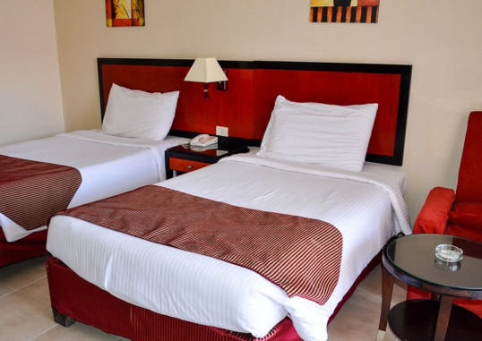 Deluxe Room 1