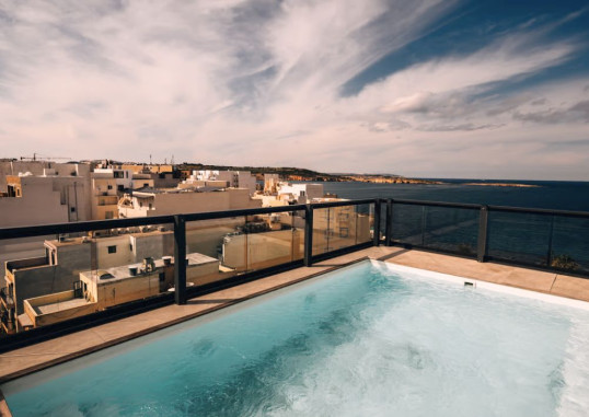 PRIMERA HOTEL 2