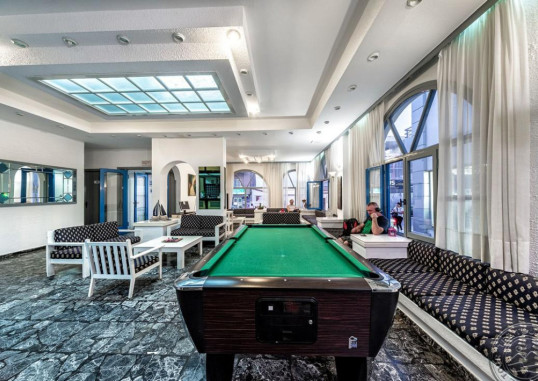 IRO HOTEL 5