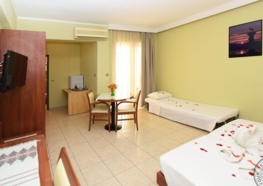 ESMERALDA HOTEL RHODES 26