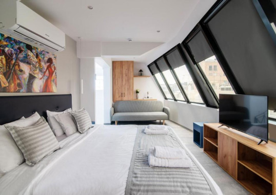 OLVIA SUITES 2