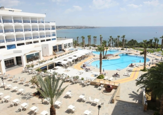 CORAL BEACH 5