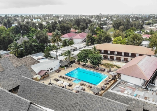 AMAAN BUNGALOWS BEACH RESORT 11