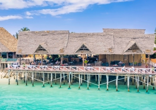 AMAAN BUNGALOWS BEACH RESORT 12