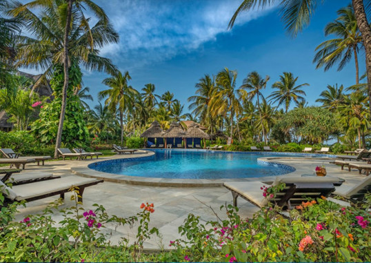 BREEZES BEACH CLUB 2