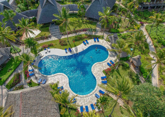 BREEZES BEACH CLUB 5