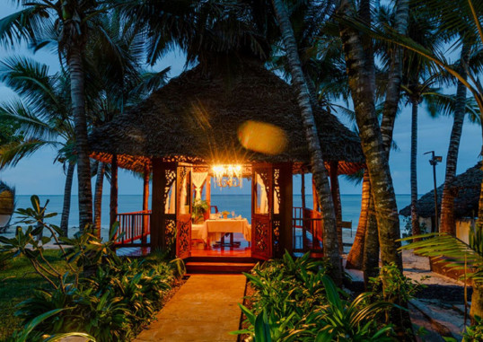 BREEZES BEACH CLUB 12