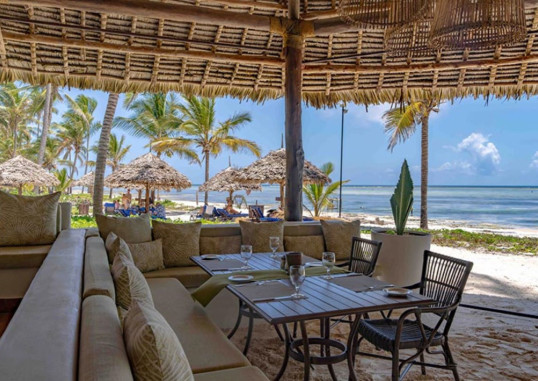 BREEZES BEACH CLUB 14