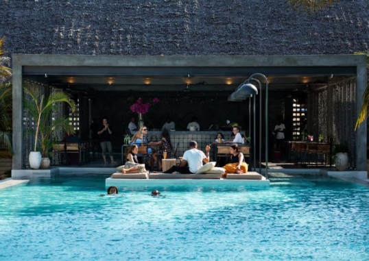 CASA BEACH HOTEL 6