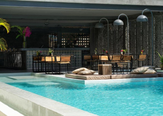 CASA BEACH HOTEL 9