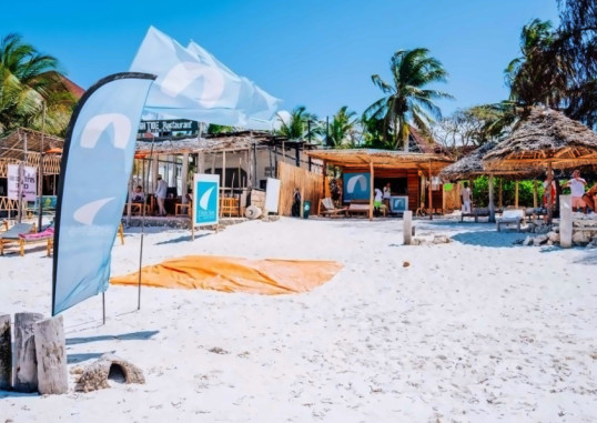 DHOW INN 6