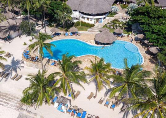 KARAFUU BEACH RESORT 1