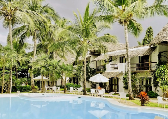 MY BLUE HOTEL 2