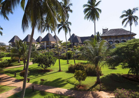 NEPTUNE PWANI BEACH RESORT & SPA 4