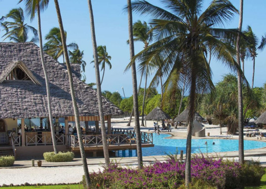 NEPTUNE PWANI BEACH RESORT & SPA 9