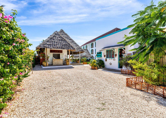 AHG SUN BAY MLILILE BEACH HOTEL 7