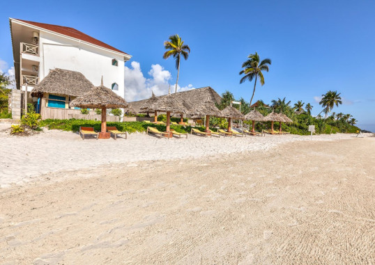 AHG SUN BAY MLILILE BEACH HOTEL 11