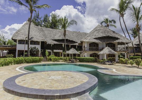 AHG WARIDI BEACH RESORT & SPA 4