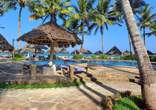 AHG WARIDI BEACH RESORT & SPA 8