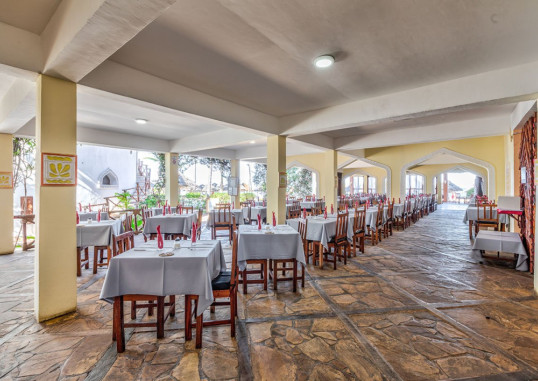 AHG WARIDI BEACH RESORT & SPA 21
