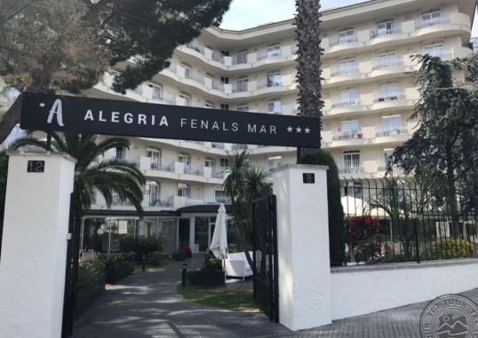 ALEGRIA FENALS MAR (ADULTS ONLY) 5