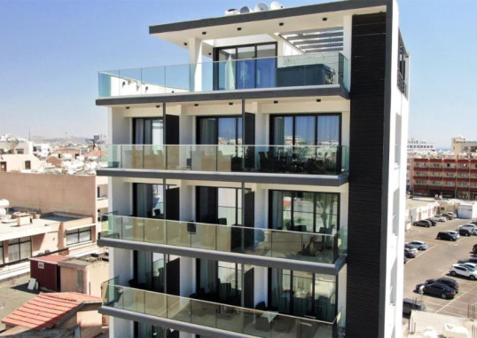 JIMMY'S SUITES 1