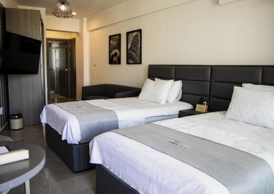 JIMMY'S SUITES 4