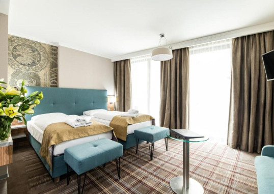 PERFECT HOTEL 10