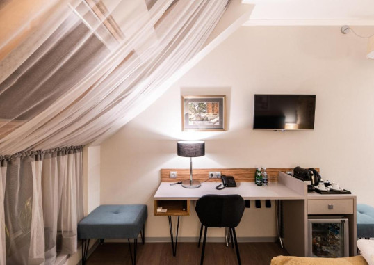 PERFECT HOTEL 13