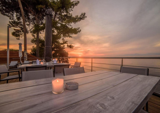 HOTEL POSEIDON 25