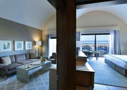 Executive Suite 2