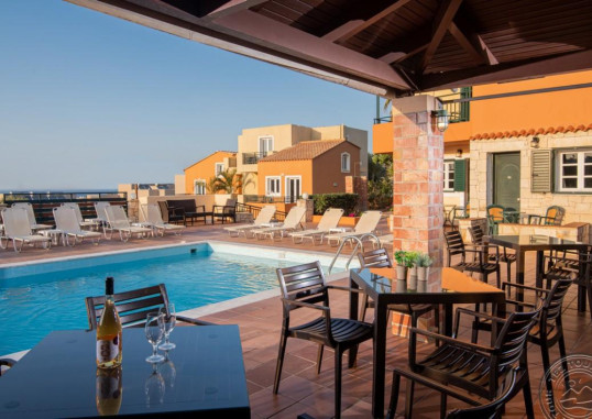 GOLDEN VALENTIN APARTMENTS 13