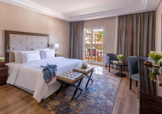 Deluxe Suite Aqua 1