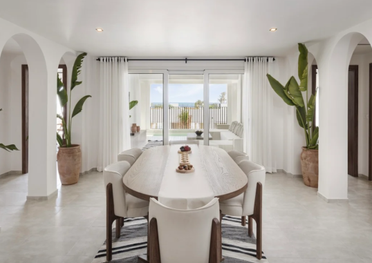 Signature Suite Sea View 3
