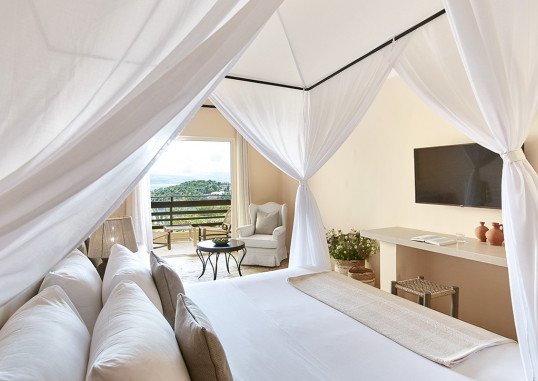 GRECOTEL LUXME DAPHNILA BAY DASSIA 5